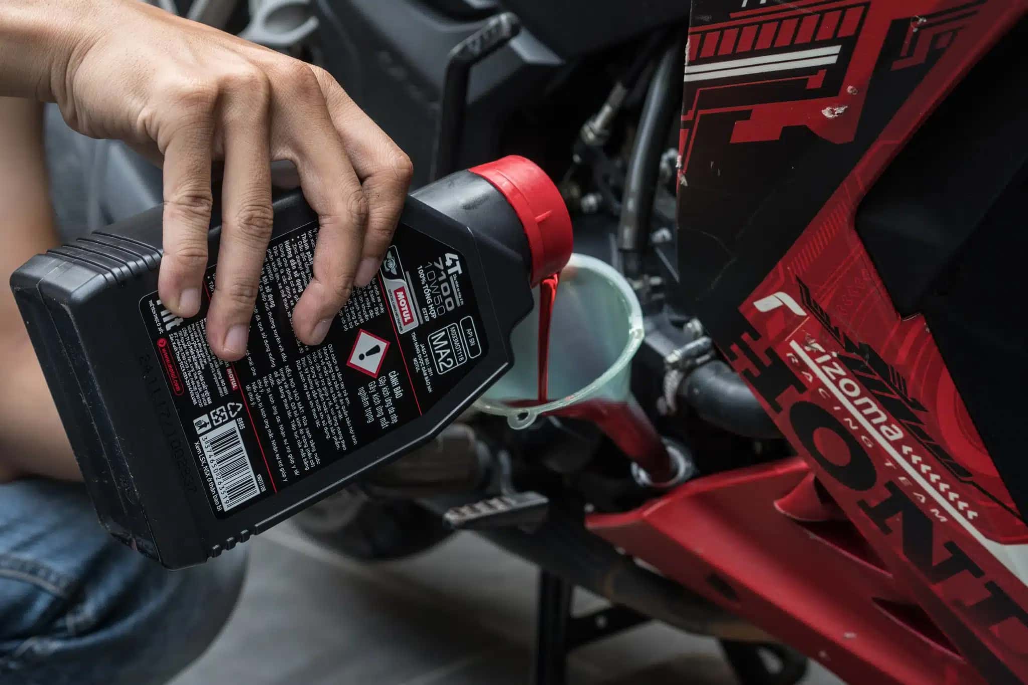 Cần sửa chữa, cứu hộ xe máy quận 2 TPHCM, hãy liên hệ ngay với Thành Liêm Motor