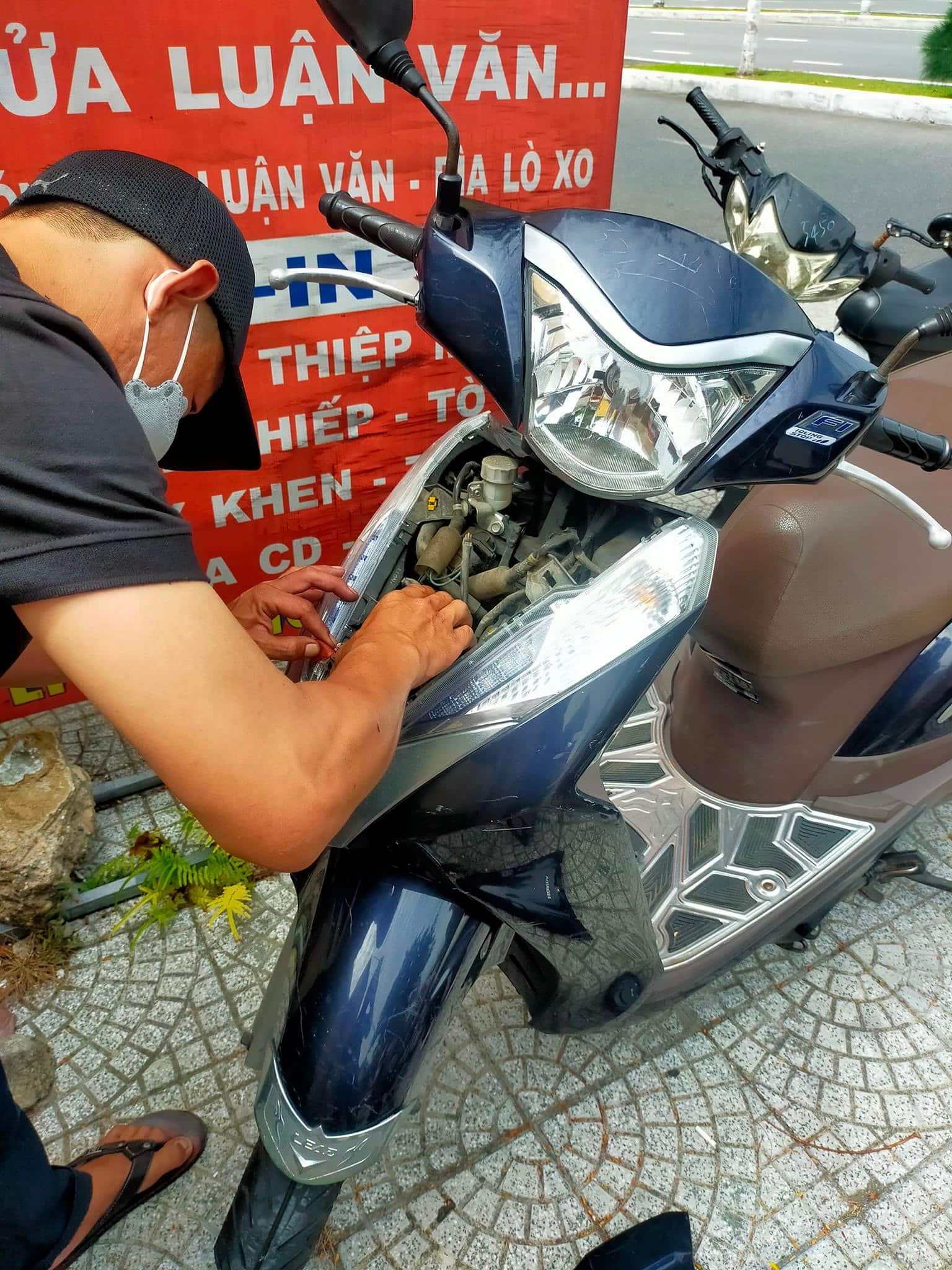 Top đơn vị sửa xe lưu động quận Ba Đình tốt nhất 3 Cần cứu hộ, sửa xe lưu động quận Ba Đình, hãy liên hệ ngay với Thành Liêm Motor